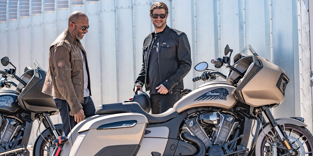 Indian Challenger Dark Horse